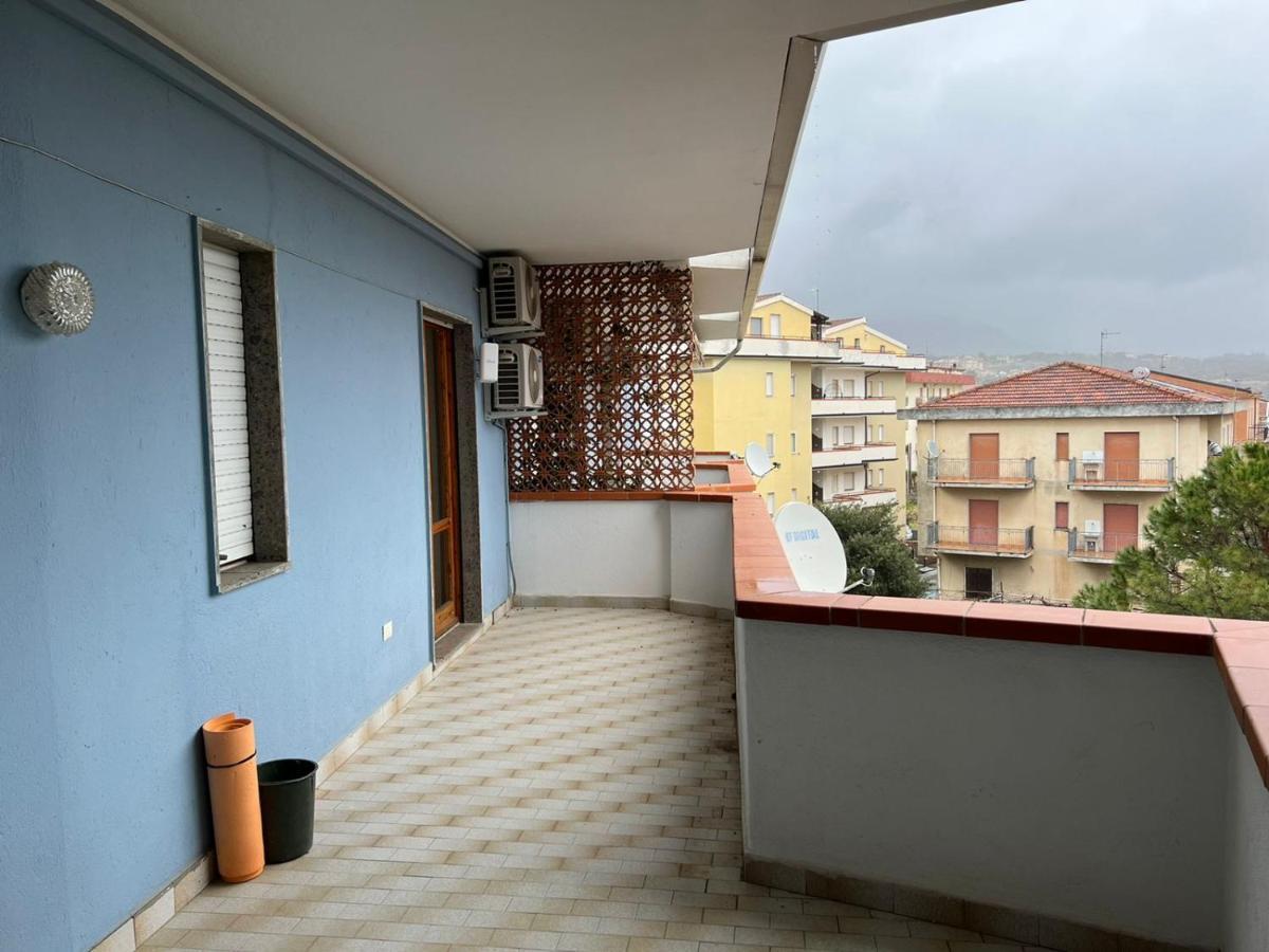 Appartamento Gabbiano Scalea Bagian luar foto